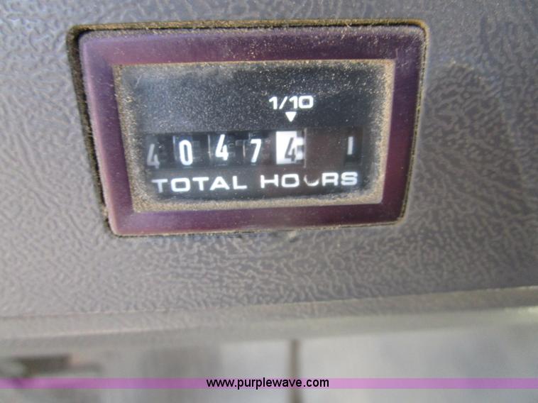 image for item D2430 1994 Ford L8000 mixer truck