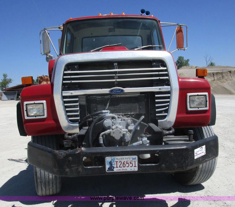 image for item D2431 1994 Ford L8000 mixer truck