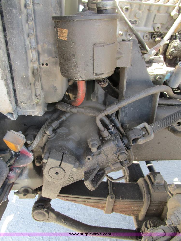 image for item D2431 1994 Ford L8000 mixer truck