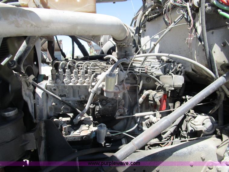 image for item D2431 1994 Ford L8000 mixer truck