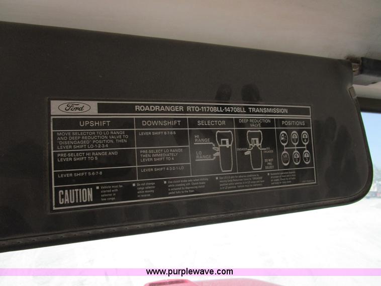 image for item D2431 1994 Ford L8000 mixer truck