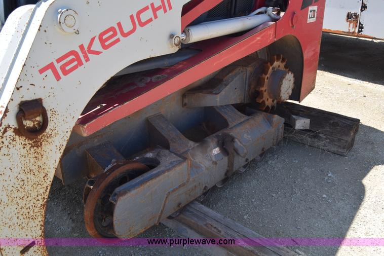 image for item E6345 Takeuchi TL250 skid steer