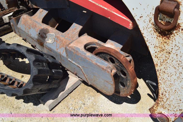 image for item E6345 Takeuchi TL250 skid steer