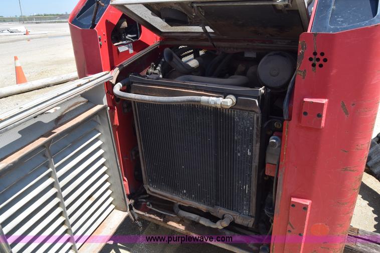 image for item E6345 Takeuchi TL250 skid steer