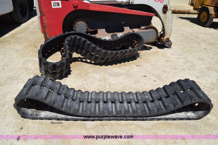 image for item E6345 Takeuchi TL250 skid steer