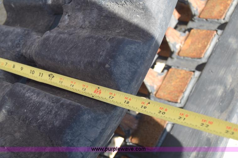 image for item E6345 Takeuchi TL250 skid steer