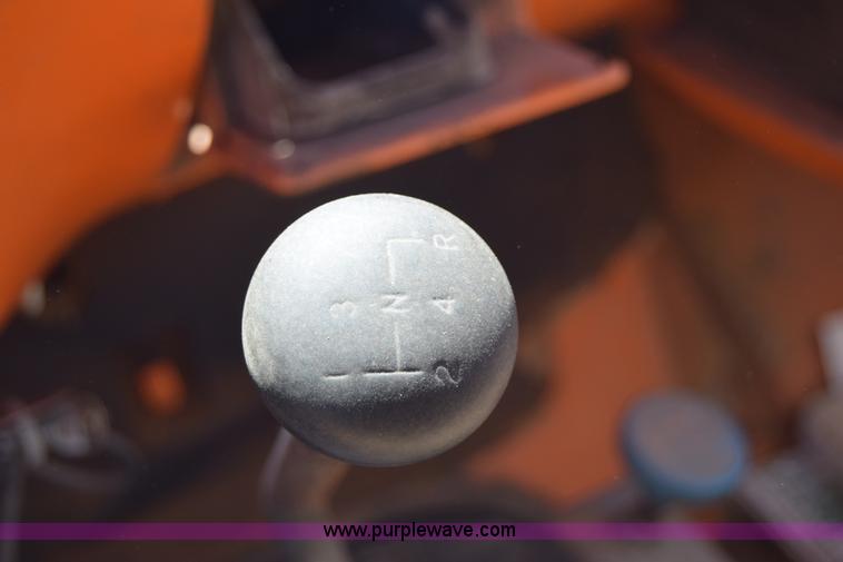 image for item E6346 1990 GMC TopKick chipper truck