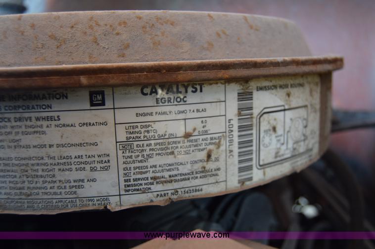 image for item E6346 1990 GMC TopKick chipper truck