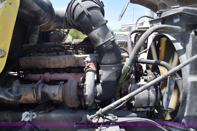 image for item E6409 1990 Kenworth W900 mixer truck