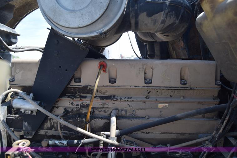 image for item E6409 1990 Kenworth W900 mixer truck