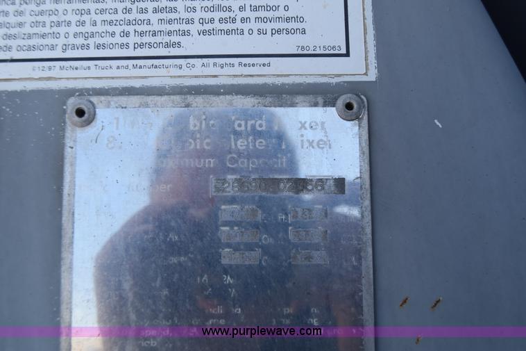 image for item E6409 1990 Kenworth W900 mixer truck