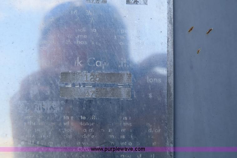 image for item E6409 1990 Kenworth W900 mixer truck