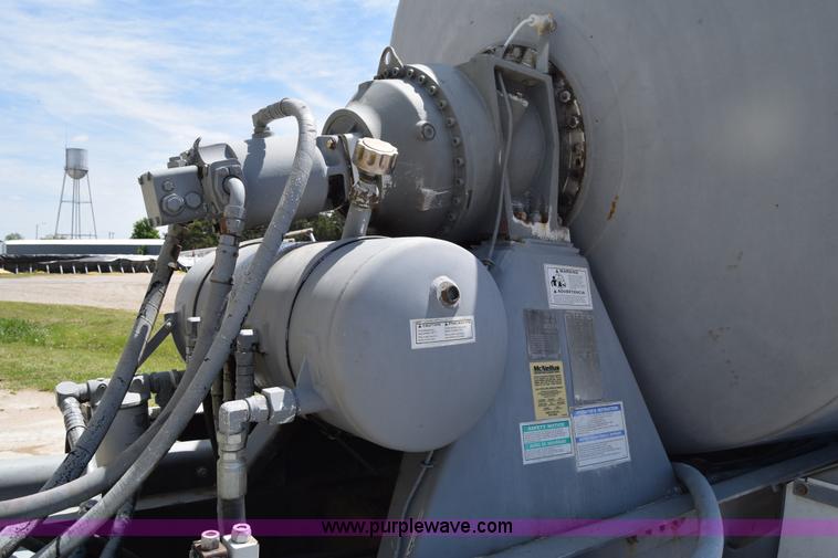 image for item E6409 1990 Kenworth W900 mixer truck