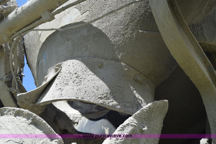 image for item E6409 1990 Kenworth W900 mixer truck