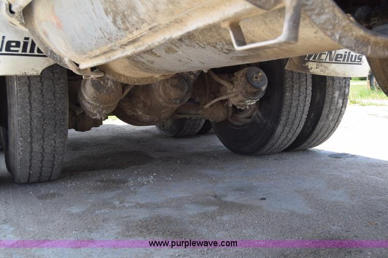 image for item E6409 1990 Kenworth W900 mixer truck