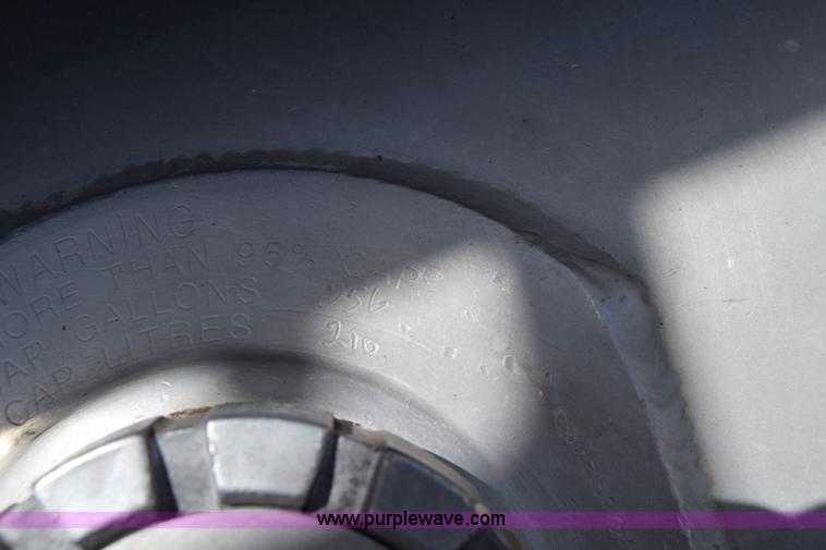 image for item E6409 1990 Kenworth W900 mixer truck