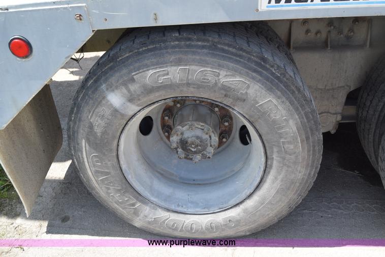 image for item E6409 1990 Kenworth W900 mixer truck