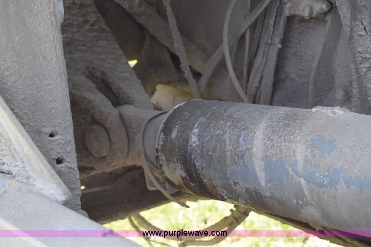 image for item E6409 1990 Kenworth W900 mixer truck