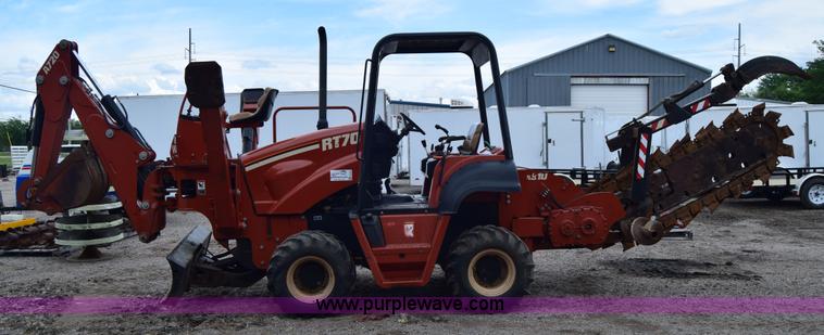 image for item E6430 2002 Ditch Witch RT70 trencher