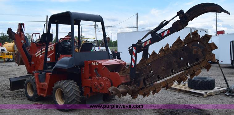 image for item E6430 2002 Ditch Witch RT70 trencher