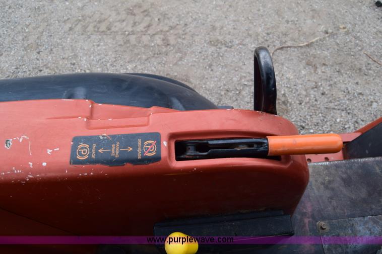 image for item E6430 2002 Ditch Witch RT70 trencher