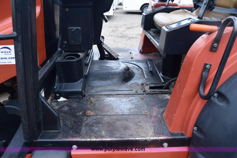 image for item E6430 2002 Ditch Witch RT70 trencher