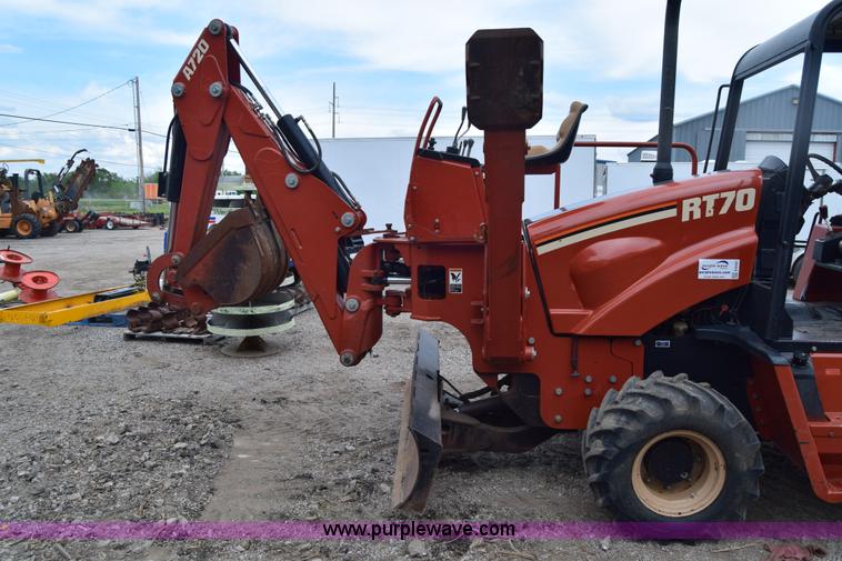 image for item E6430 2002 Ditch Witch RT70 trencher