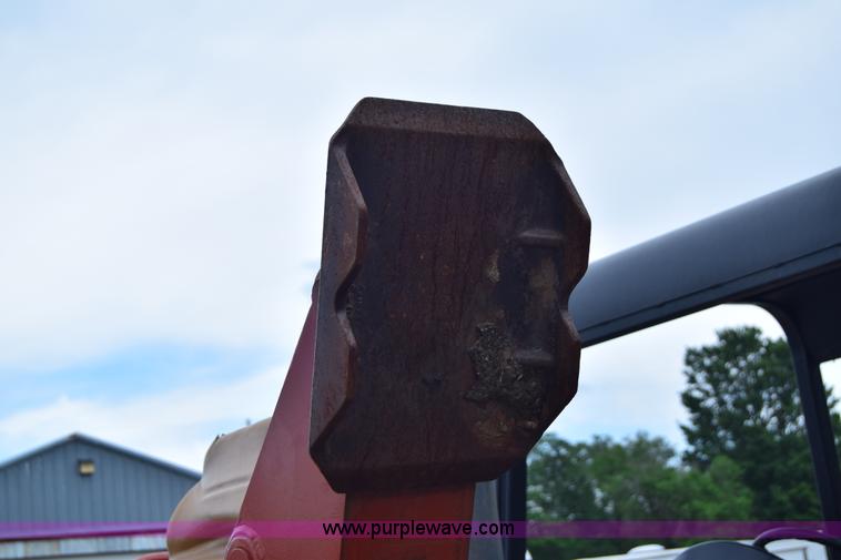 image for item E6430 2002 Ditch Witch RT70 trencher