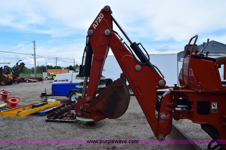 image for item E6430 2002 Ditch Witch RT70 trencher