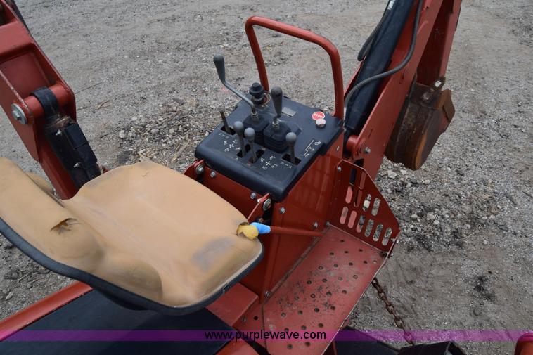 image for item E6430 2002 Ditch Witch RT70 trencher