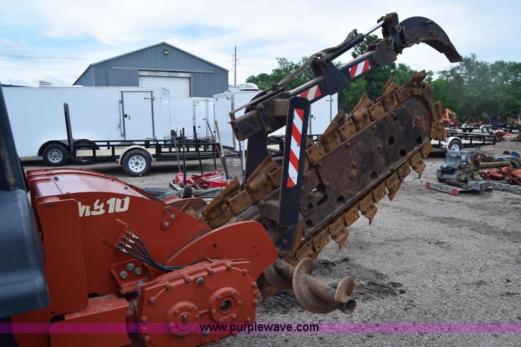 image for item E6430 2002 Ditch Witch RT70 trencher