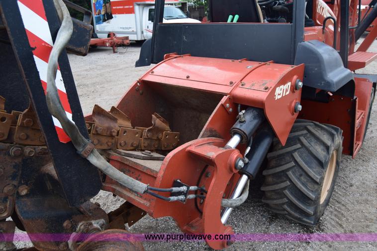 image for item E6430 2002 Ditch Witch RT70 trencher
