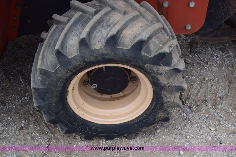 image for item E6430 2002 Ditch Witch RT70 trencher