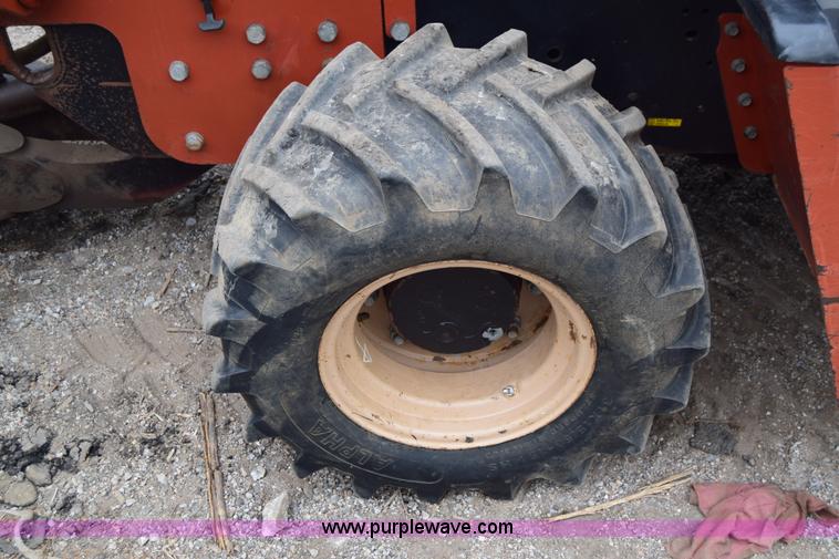 image for item E6430 2002 Ditch Witch RT70 trencher