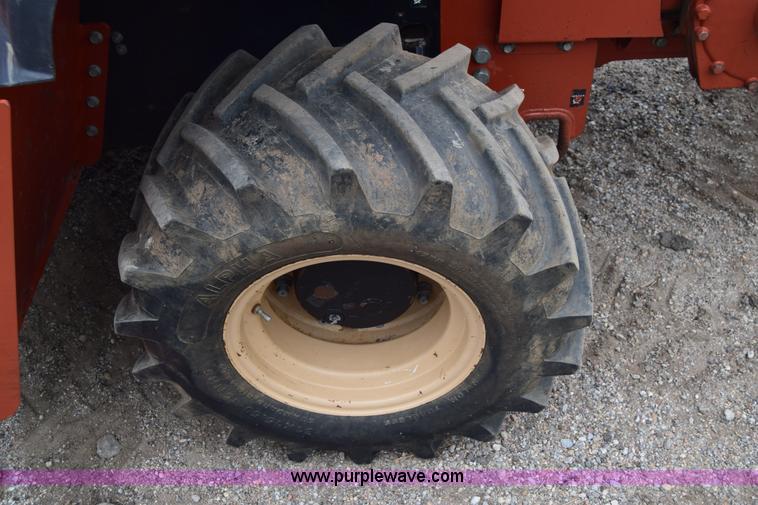 image for item E6430 2002 Ditch Witch RT70 trencher