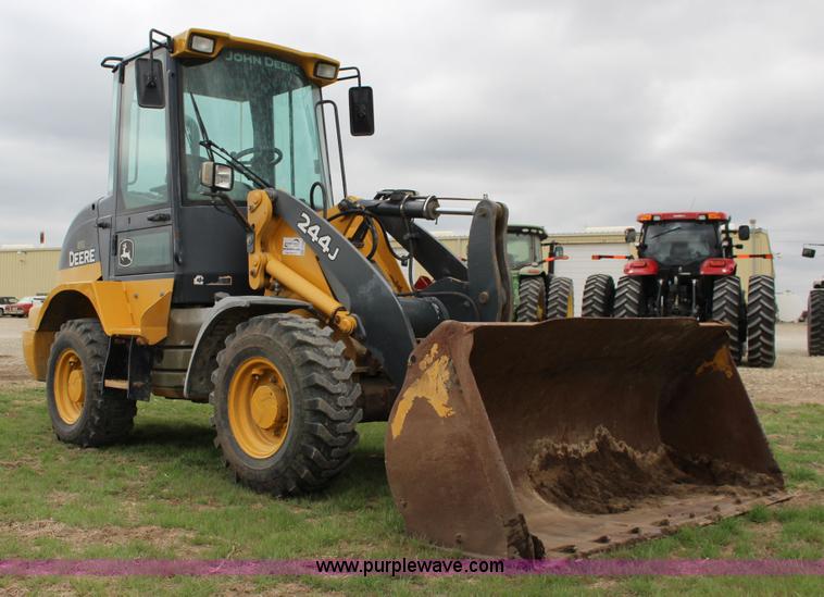 image for item F7680 2008 John Deere 244J wheel loader