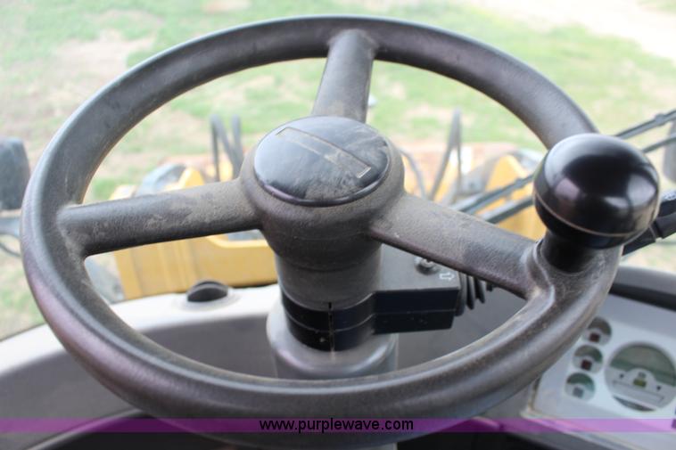 image for item F7680 2008 John Deere 244J wheel loader