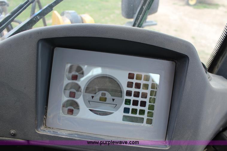 image for item F7680 2008 John Deere 244J wheel loader