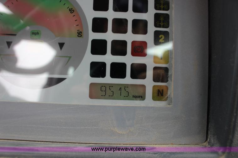 image for item F7680 2008 John Deere 244J wheel loader