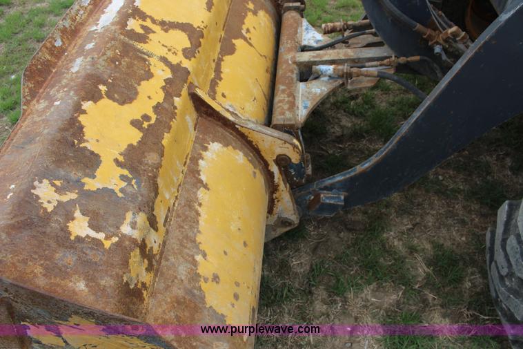 image for item F7680 2008 John Deere 244J wheel loader