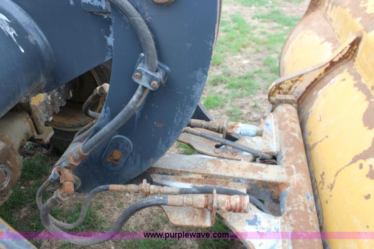 image for item F7680 2008 John Deere 244J wheel loader