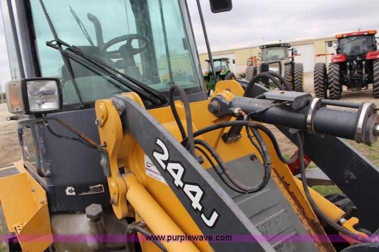 image for item F7680 2008 John Deere 244J wheel loader