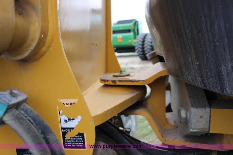image for item F7680 2008 John Deere 244J wheel loader