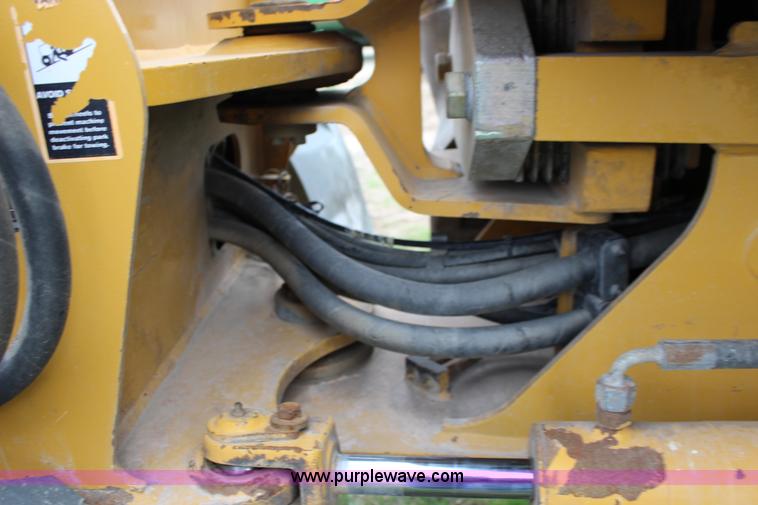 image for item F7680 2008 John Deere 244J wheel loader