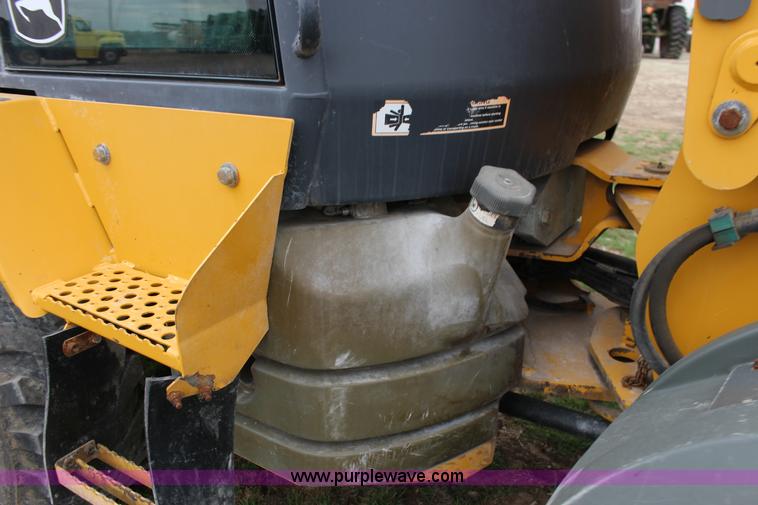 image for item F7680 2008 John Deere 244J wheel loader