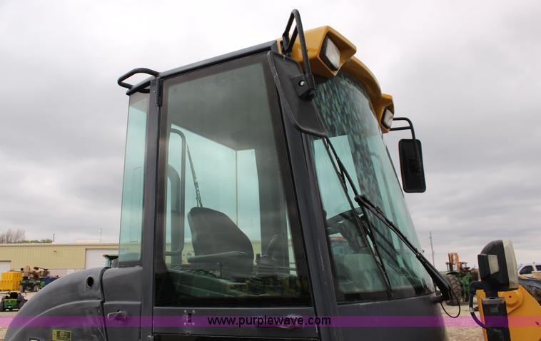 image for item F7680 2008 John Deere 244J wheel loader