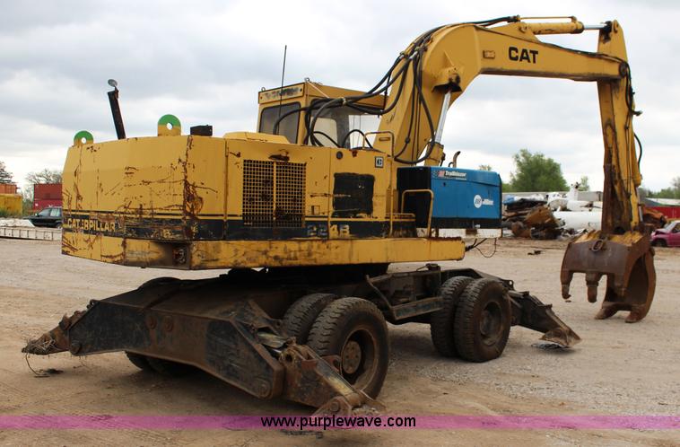 image for item F7683 1990 Caterpillar 224B excavator