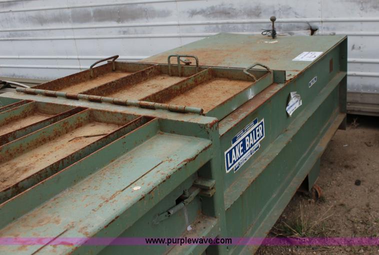 image for item F7684 Lake Bailer Mobil-Mite horizontal refuse compactor/baler