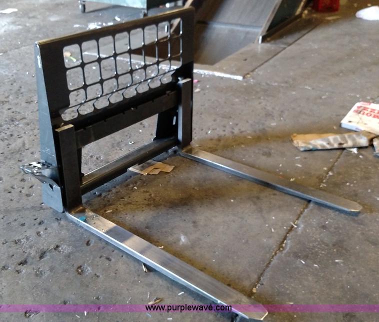 image for item F7774 Skid steer loader forks