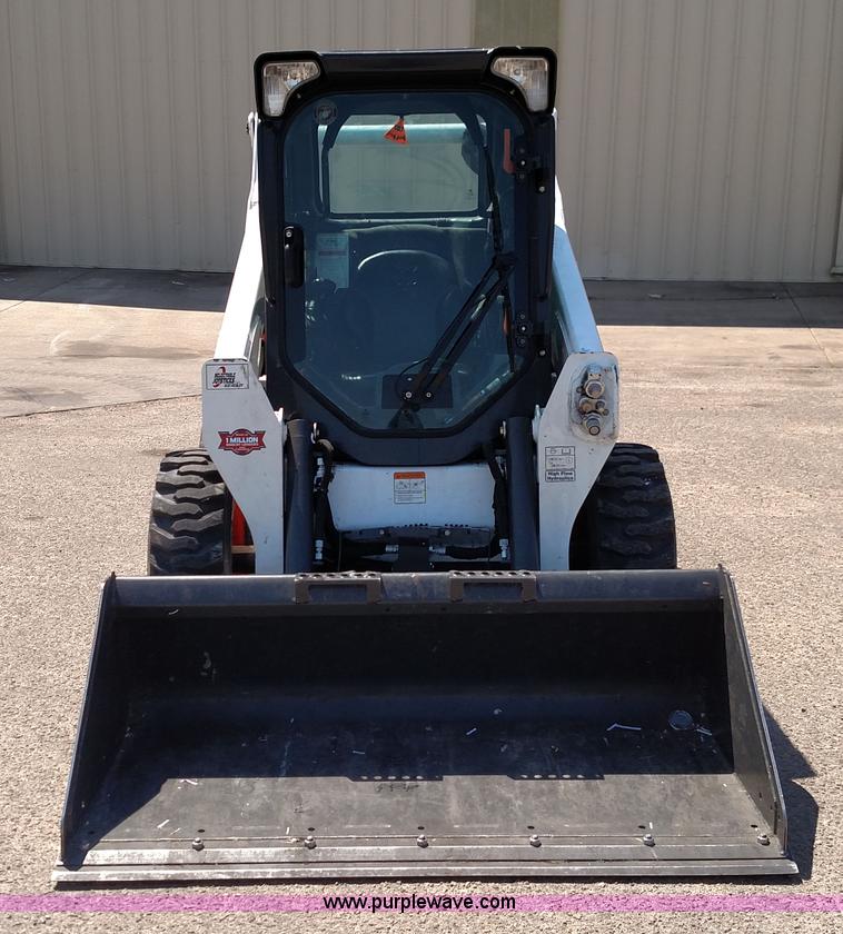 image for item F7775 2014 Bobcat S590 skid steer